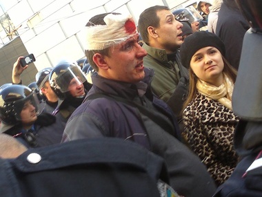 В Харькове произошли столкновения между евромайдановцами и сторонниками федерализации
