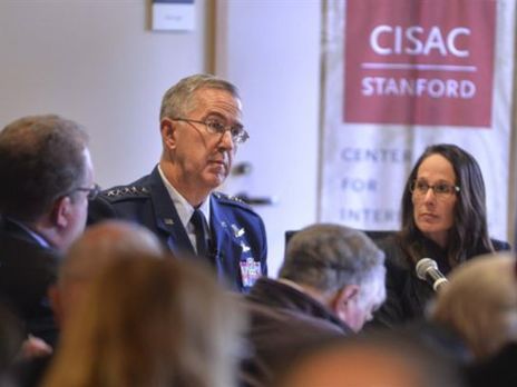 Россия и Китай продолжают создавать оружие, которое угрожает нашим спутникам – Пентагон