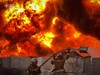 У Київській області майже 250 рятувальників досі гасять пожежу на промисловому підприємстві після ракетної атаки РФ. Фото