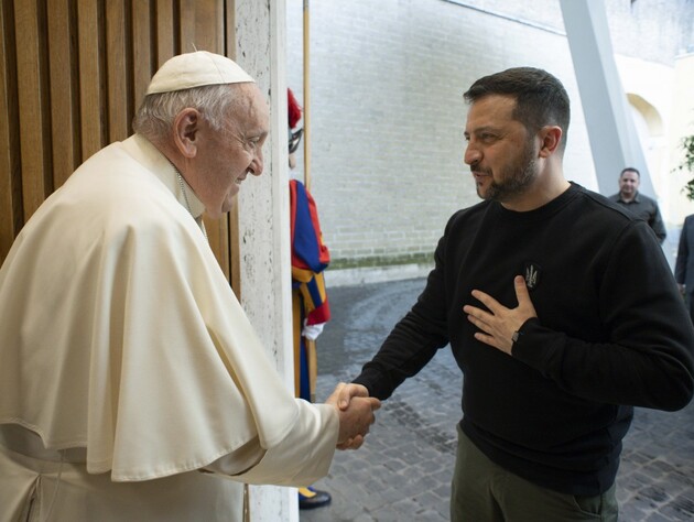 Папа Франциск встретится с Зеленским на полях саммита G7. Он станет первым понтификом, который примет участие во встрече лидеров 