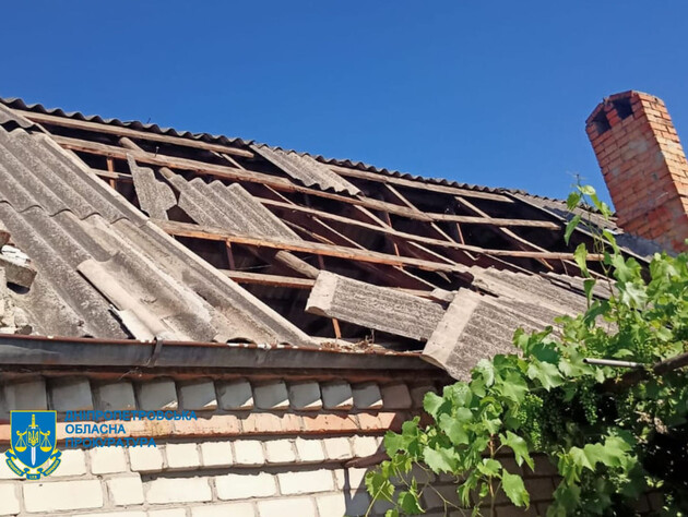 Ракетный удар РФ по Новомосковску. В ОВА уточнили, что пострадали шесть человек, поврежден 91 частный дом. Фото