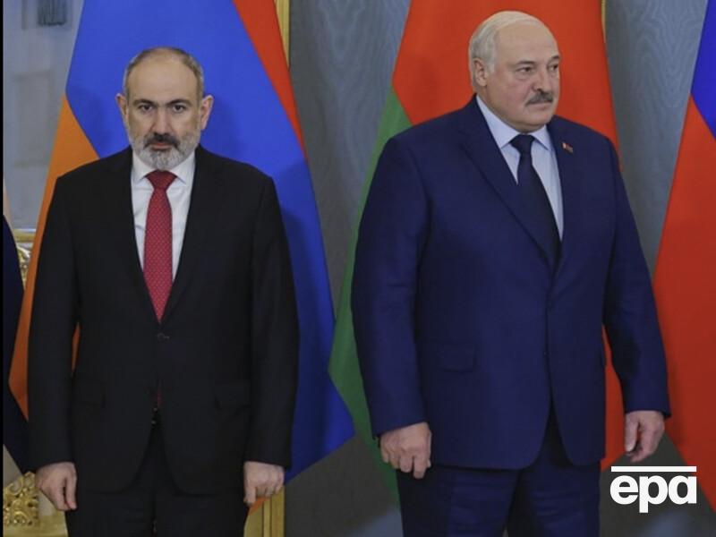 Пашинян заявил, что никто из представителей Армении не поедет в Беларусь, пока там правит Лукашенко. После этого страны взаимно отозвали послов