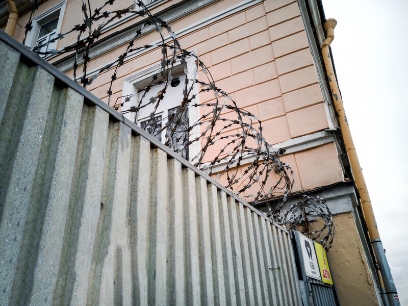 Заключенных, захвативших заложников в российском СИЗО, ликвидировали – росСМИ