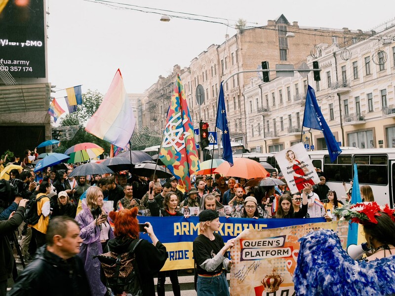 У Києві вперше від початку повномасштабного вторгнення відбувся Марш рівності. Фото