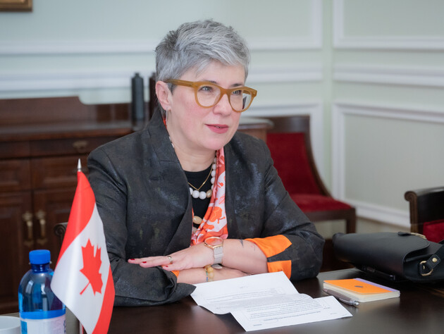 Підтримка економіки України є важливим елементом у війні на виснаження, Росію треба ізолювати – амбасадорка Канади