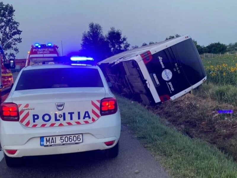 Автобус з українцями потрапив у ДТП у Румунії, є поранені – ЗМІ