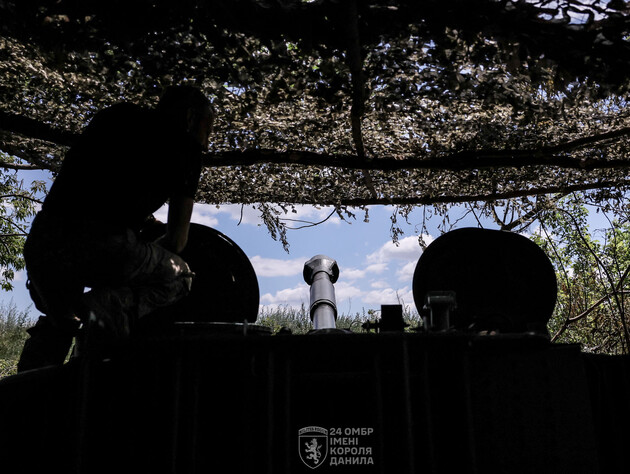 Генштаб ЗСУ: Протягом доби російські окупанти втратили 1300 військових і 51 артсистему