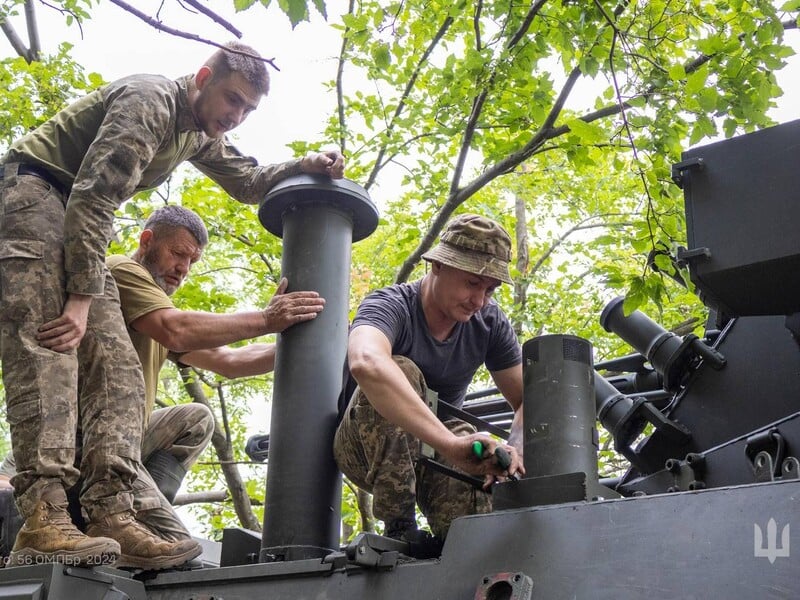 На харківському напрямку триває бій за Вовчанськ, на покровському ‒ ситуація напружена ‒ Генштаб ЗСУ