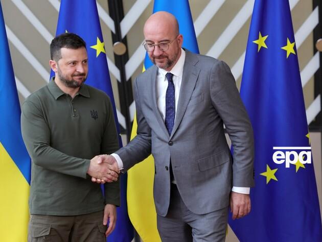 Україна і Євросоюз підписали безпекову угоду. ЗМІ пишуть, що документ суттєво відрізняється від інших