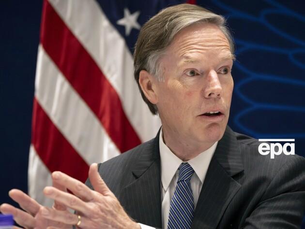 Китай фактично на боці Росії в цій війні – посол США у КНР