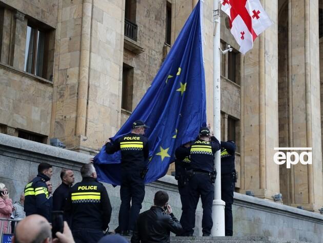 Движение Грузии в ЕС де-факто остановлено из-за закона об 