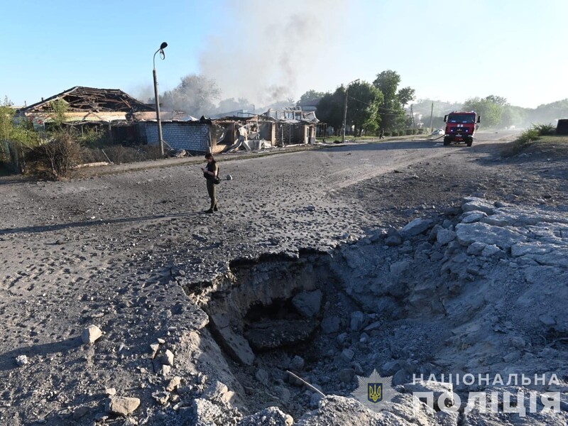 Кількість постраждалих у Вільнянську внаслідок ракетного удару РФ зросла до 23 осіб, серед них – восьмеро дітей. Фото, відео