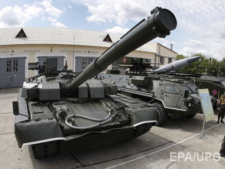 Порошенко про оборонне замовлення: Або танкова рота, або один танк 