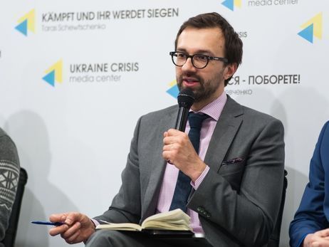 Лещенко: Утечками о подготовке решения по снятию санкций Трамп посылает Путину сигнал, что готов к торгам