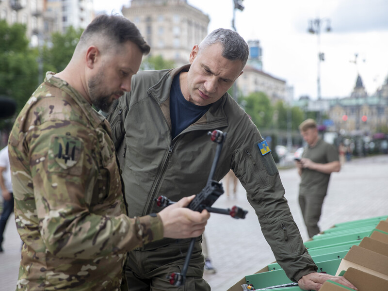 Громада Києва передала 1 тис. FPV-дронів бійцям 3-ї штурмової бригади – Кличко