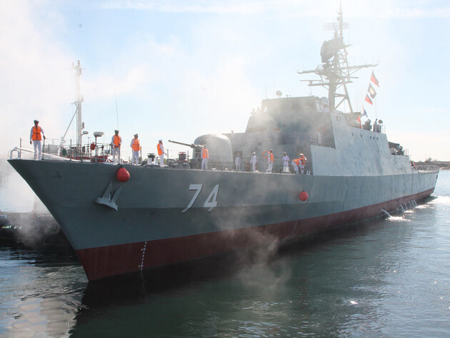 В иранском порту затонул новейший фрегат