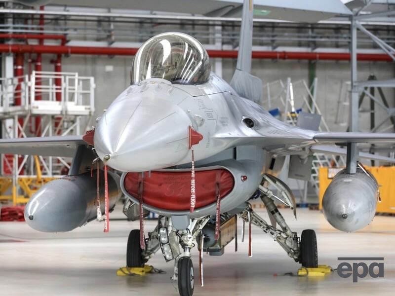 Прямо сейчас идет передача Украине истребителей F-16 – представители стран НАТО