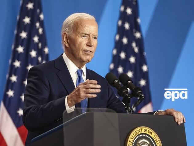 Байден сплутав прізвище віцепрезидентки Гарріс і назвав її 