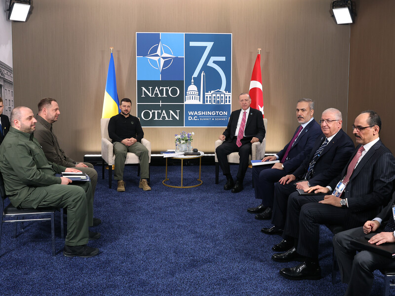 Зеленский в Вашингтоне встретился с Эрдоганом. Президент Турции сообщил о работе по активизации Черноморской зерновой инициативы