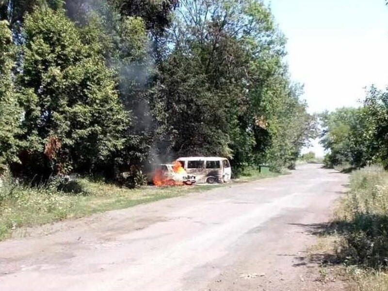 Російські окупанти вдарили по пересувному відділенню "Укрпошти" в Харківській області – ОВА