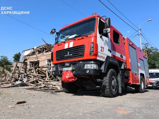 Удар РФ по селищу Буди. Кількість постраждалих зросла до 22, через повторний обстріл загинув начальник райуправління ДСНС