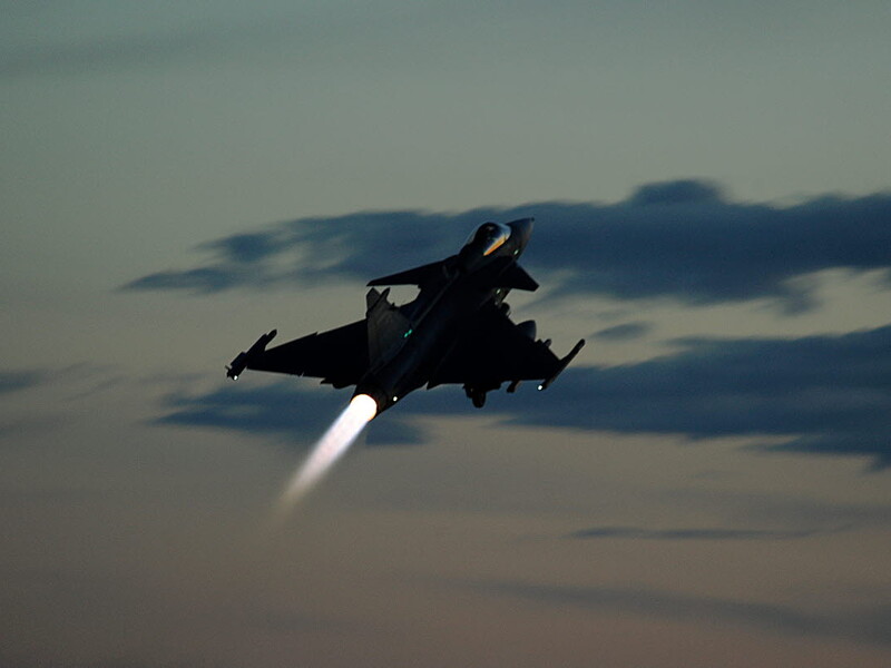 "Так же хороши, как и F-16". В ОП заявили, что Украина все-таки ведет переговоры с Швецией о передаче истребителей Gripen