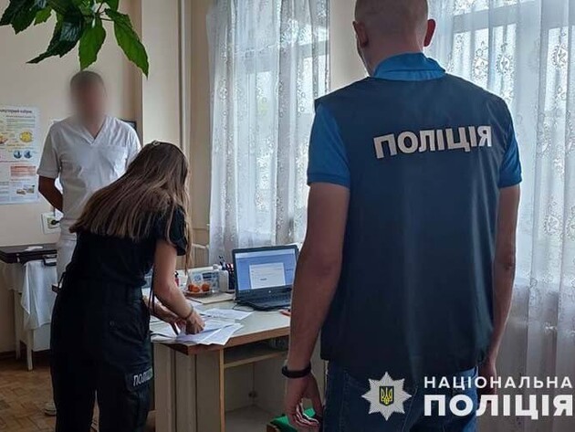 В Тернопольской области офтальмологи вводили пациентам препарат-подделку, два человека потеряли зрение – полиция