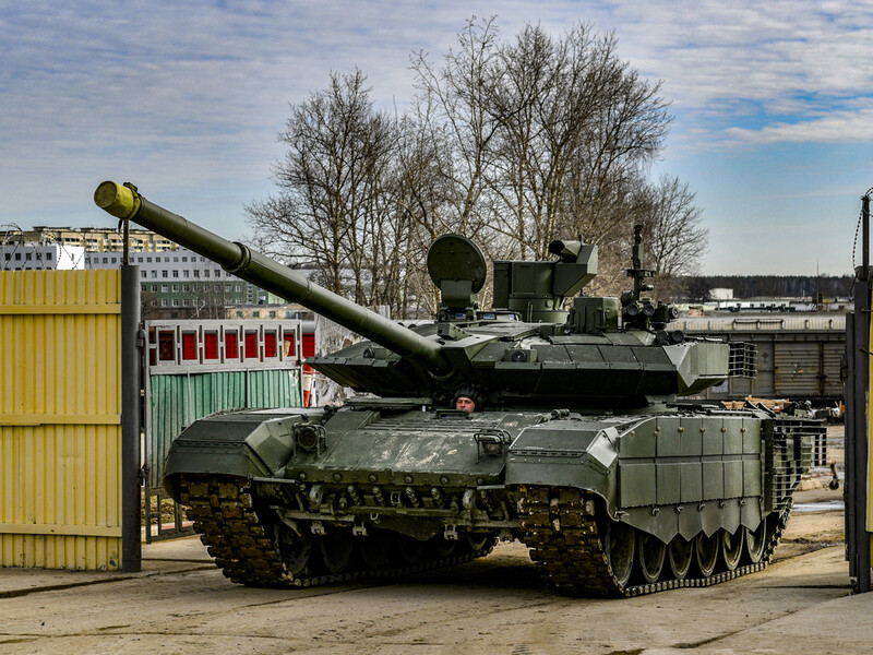 OSINT-аналітики підтвердили втрату в Україні 100 російських танків, яких Путін називав "найкращими у світі"