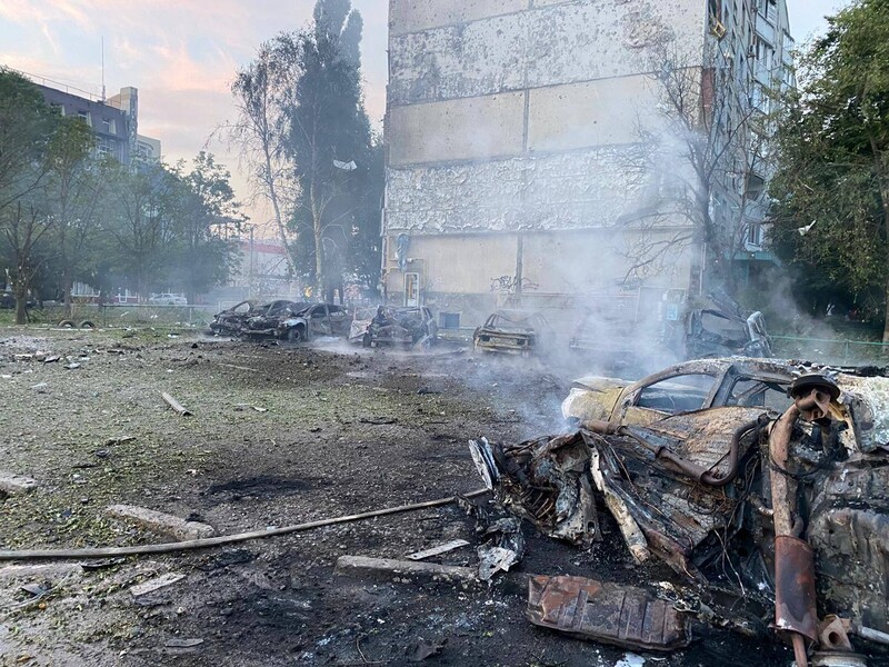 РФ ночью ударила по Чугуеву Харьковской области. Ранены 14 человек, среди них – ребенок