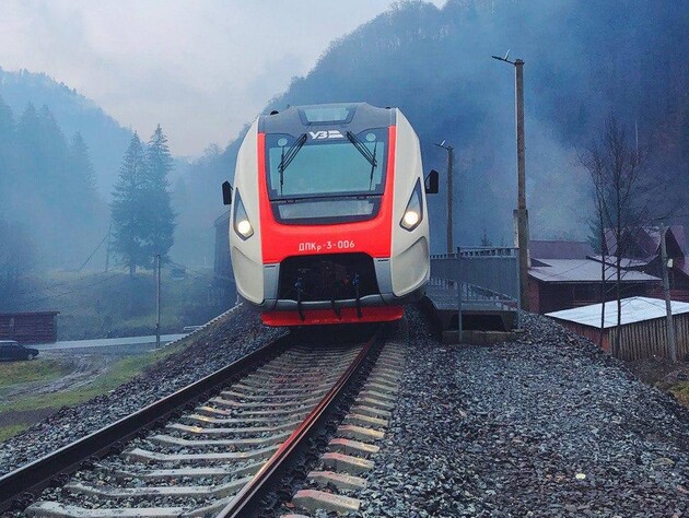 Комментируя смерть пассажирки во время жары, 