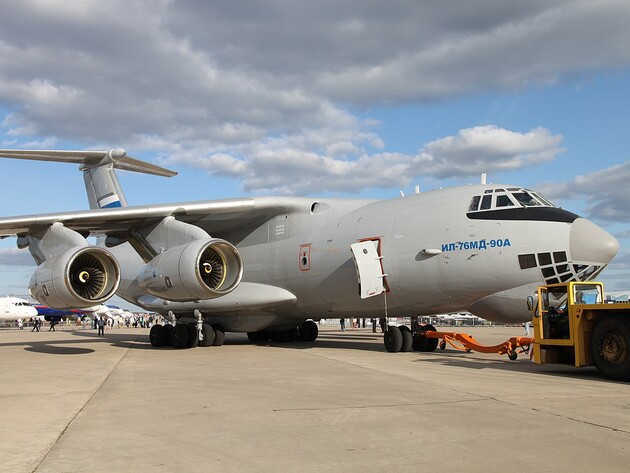 В России вышла из строя часть военно-транспортных самолетов Ил-76 из-за некачественных запчастей – СМИ