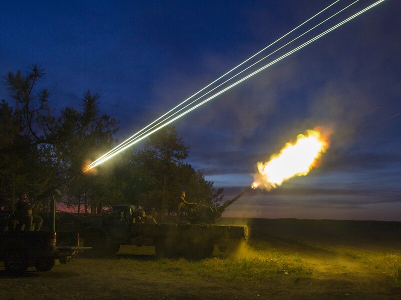 Ночная атака Shahed. ПВО сбила 25 вражеских дронов, еще три улетели в Румынию. В Житомирской области есть разрушения, в Одесской – раненые