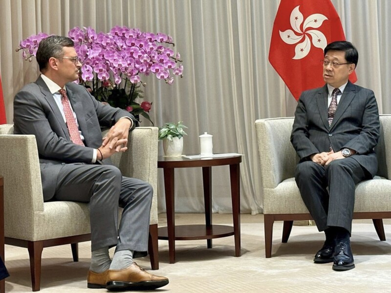 Кулеба відвідав Гонконг, де закликав позбавити Росію можливості для обходу санкцій