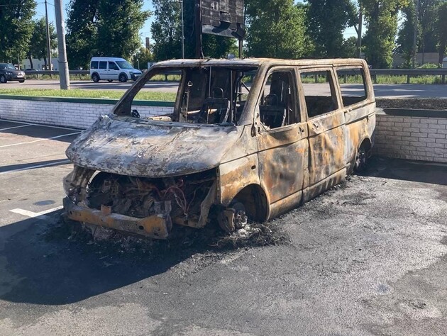 У Києві підпалили евакуаційний автомобіль медслужби 3-ї штурмової бригади