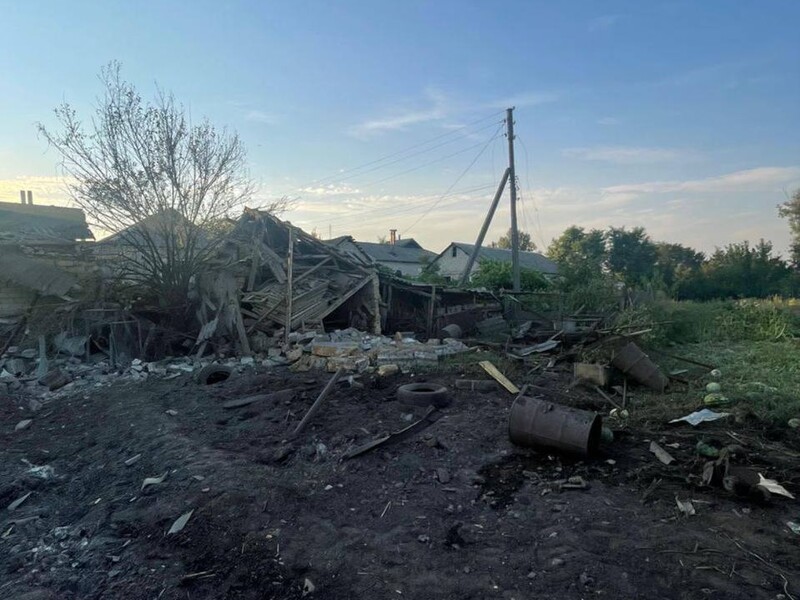 Окупанти вбили авіабомбою жительку Харківської області, її 10-річний син дістав поранення – ОВА