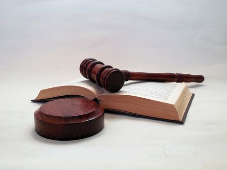 Суд арестовал чиновников 