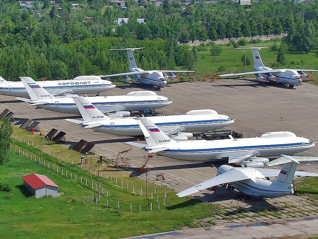 Ночью дроны атаковали аэродром под Москвой. Видео