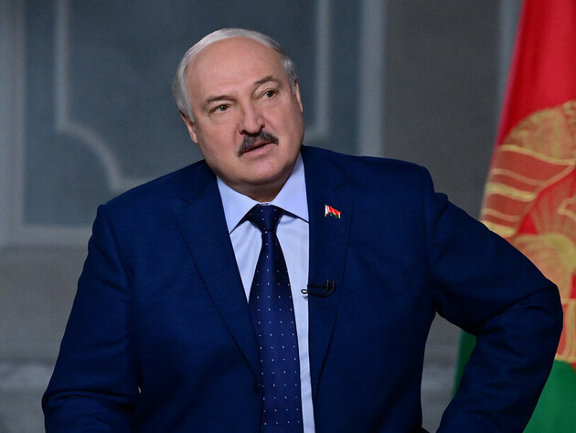 Лукашенко розповів, як улітку перекидав додатково до кордону з Україною майже третину армії