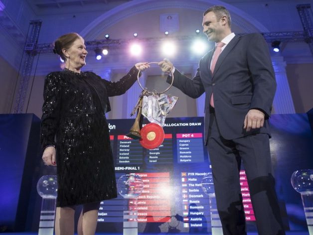 Мэр Стокгольма вручила Кличко ключи от "Евровидения"