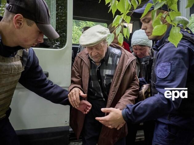 Жителів прикордоння Сумської області евакуюють. В ОВА розповіли, скількох людей перемістили