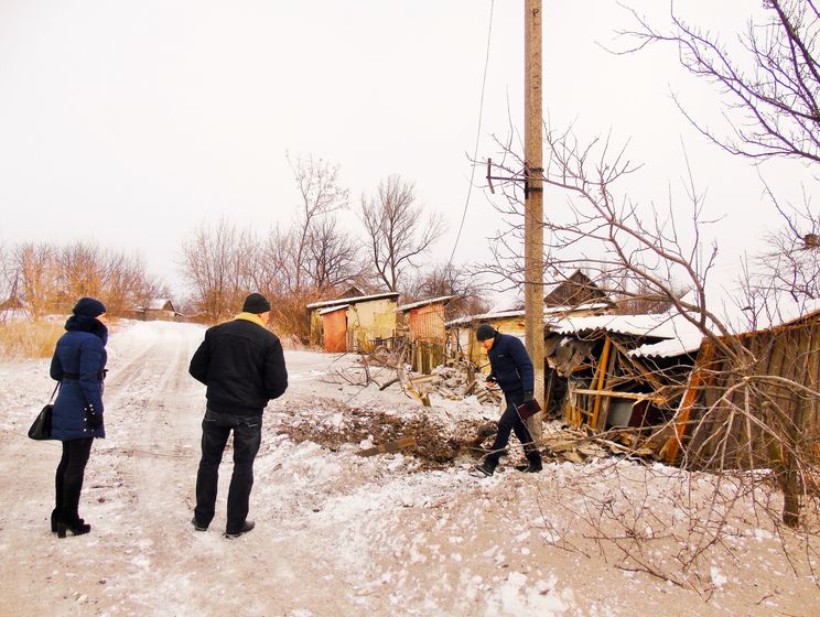 Часть Луганской области обесточена из-за обстрелов, ремонтные бригады не могут выехать к электросетям