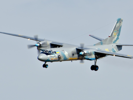 Россияне с боевого корабля обстреляли над Черным морем самолет ВМС Украины Ан-26 – СМИ
