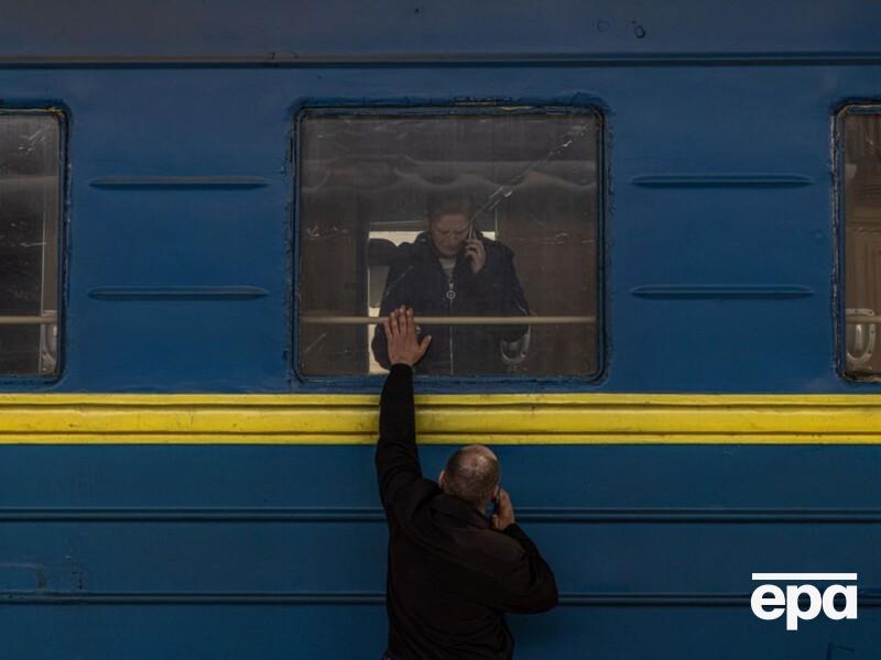 Евакуаційних потягів із Покровська більше не відправлятимуть. В ОВА розповіли, скільки людей залишилося