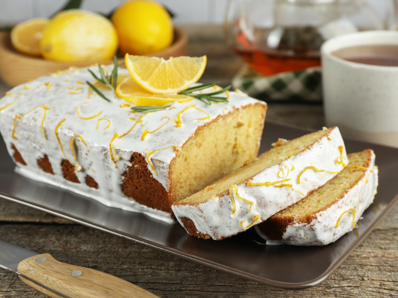 Лимонный кекс с сахарной глазурью