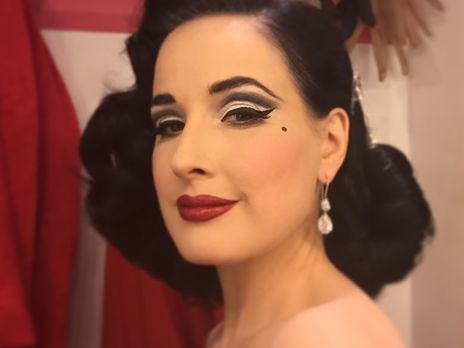 Дита фон Тиз стала блондинкой