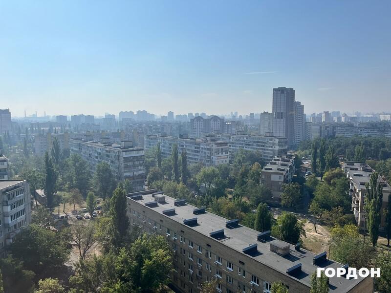 В Киеве из-за пожаров серьезно ухудшилось качество воздуха. Столица Украины – на втором месте в мире по загрязненности