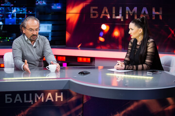 Ядерний вибух у Росії, ультиматум Трампа Путіну й Зеленському. Стрим Бацман із Шустером. Трансляція