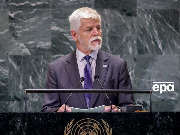 Президент Чехії вважає, що після війни тимчасова окупація частини територій України може тривати роками