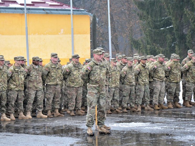 До Львівської області прибули військові інструктори з США, Канади, Великої Британії, Данії, Литви і Польщі