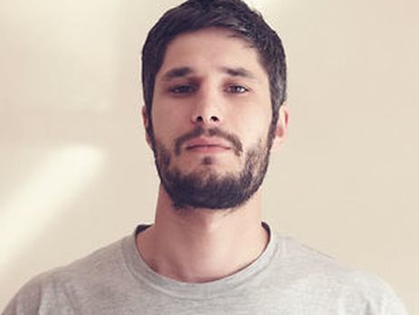 Врачи борются за зрение раненного в Авдеевке британского фотографа